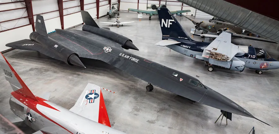 Lockheed SR-71 Blackbird