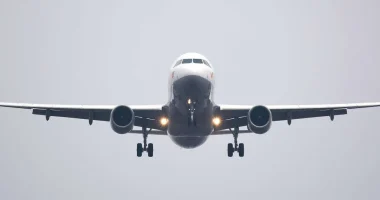 Hur snabbt flyger ett flygplan?