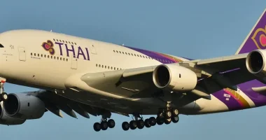 När är det billigast att boka flyg till Thailand?